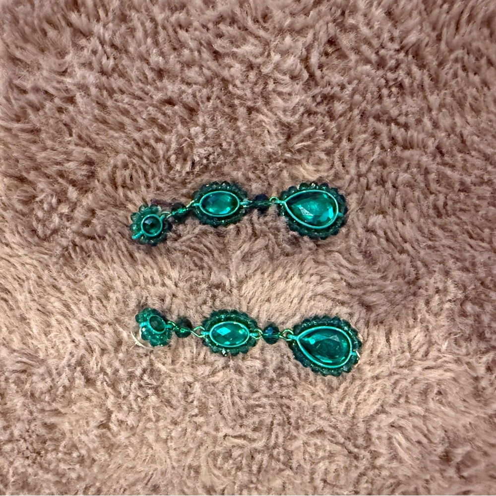 Green Teardrop Dangle Earrings